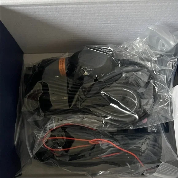 Dash cam w/ rear view camera 1080P recording New in box - Picture 5 of 11